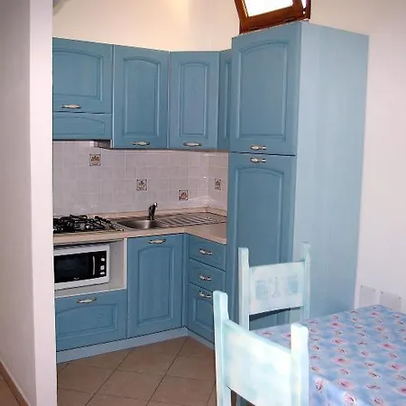 Hotel apartamentowy Rejna Cardedu